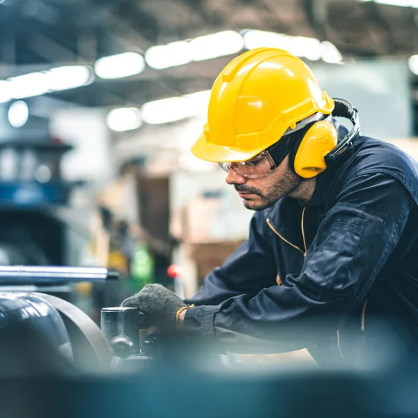 Lotus Manufacturing mobile header